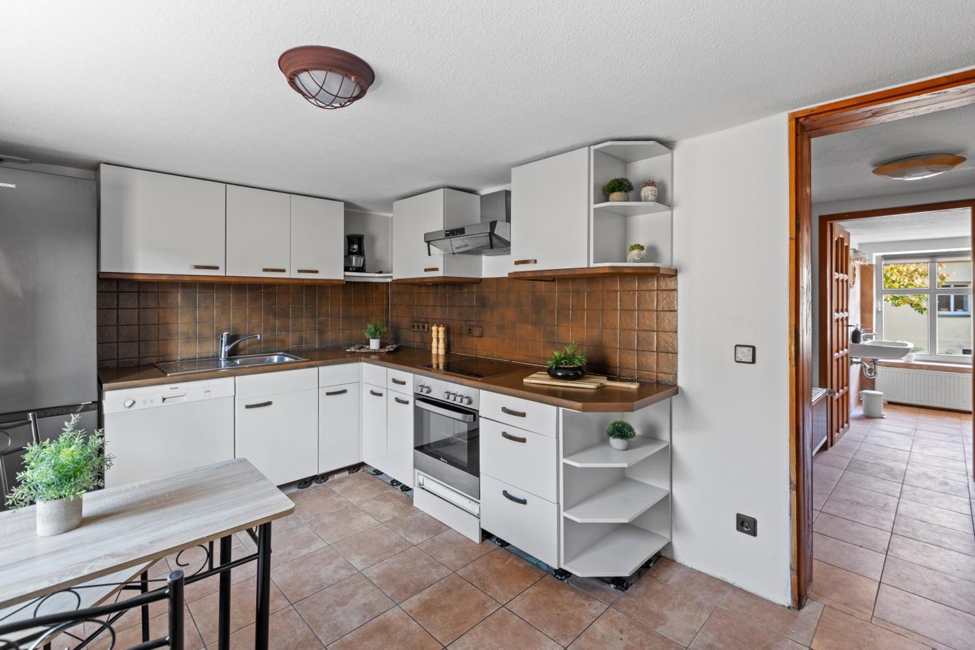 Sabina Monteurwohnung I 75 Zoll Tv I Kueche I Bad I Backofen I Trebbin Esterno foto